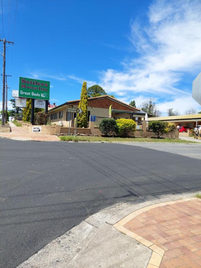 Settlers Motor Inn Tenterfield Buitenkant foto