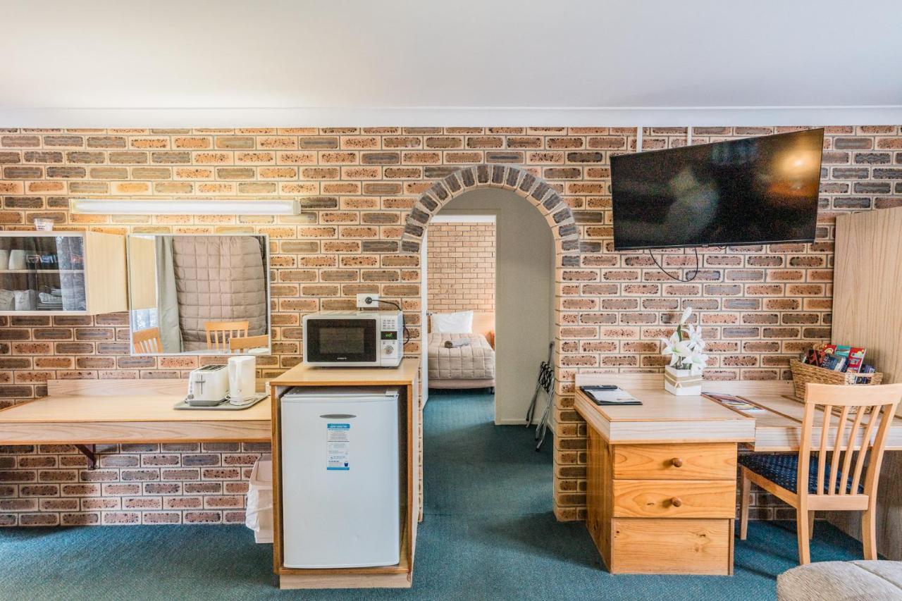 Settlers Motor Inn Tenterfield Buitenkant foto