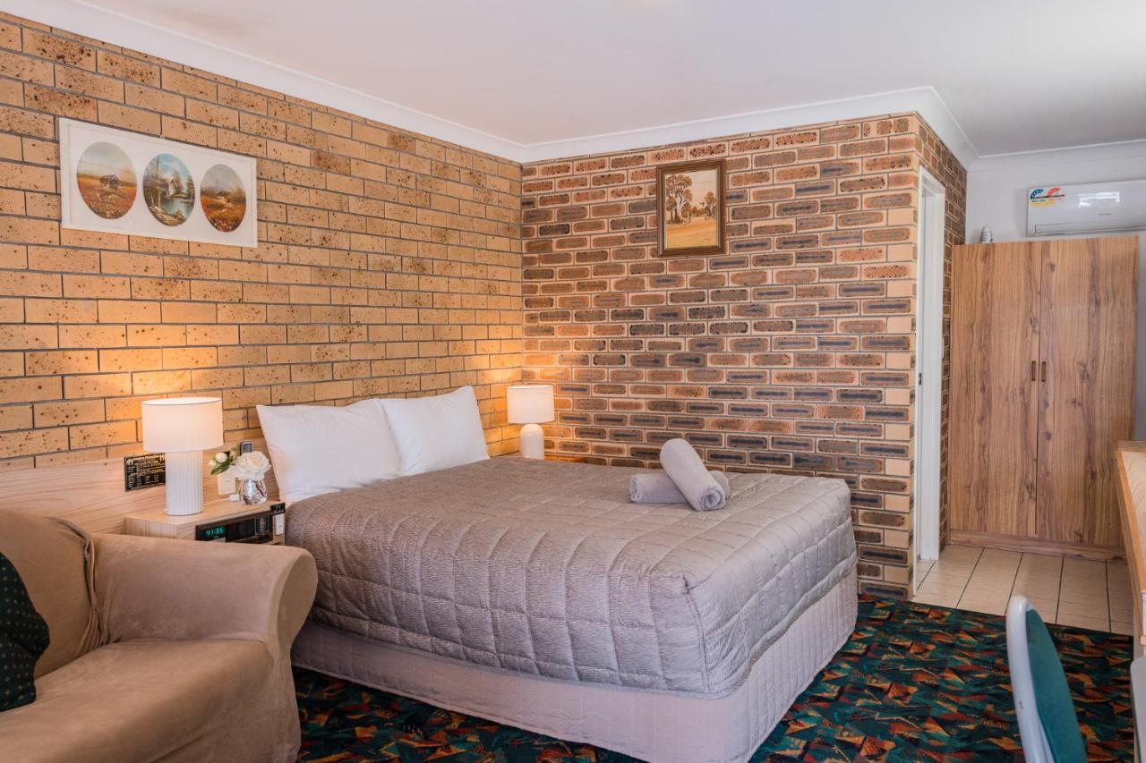 Settlers Motor Inn Tenterfield Buitenkant foto