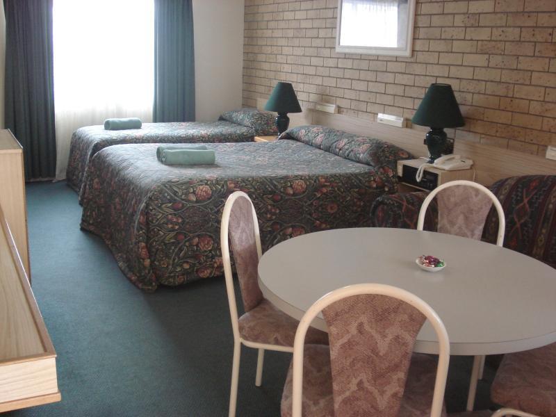 Settlers Motor Inn Tenterfield Buitenkant foto